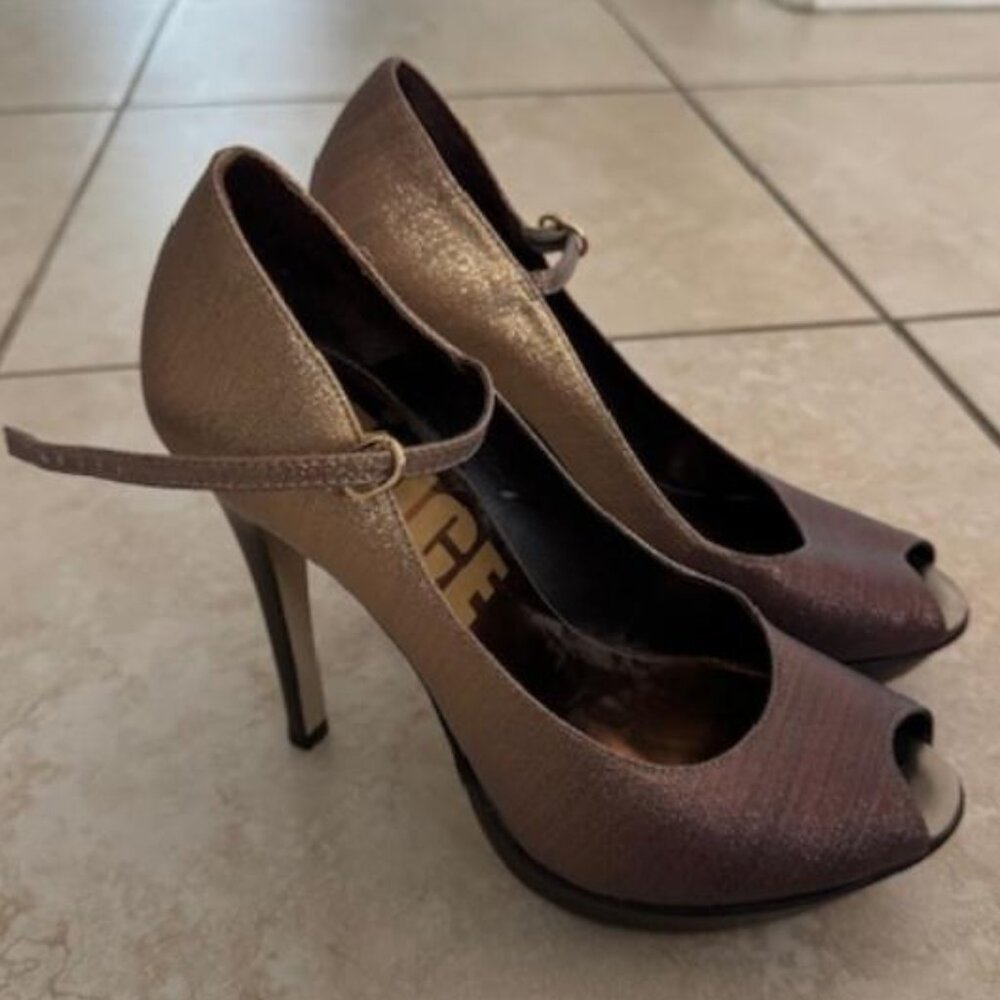 Office London Peep-Toe Mary Jane High Heels Iridescent Gold – Size 39 / 8